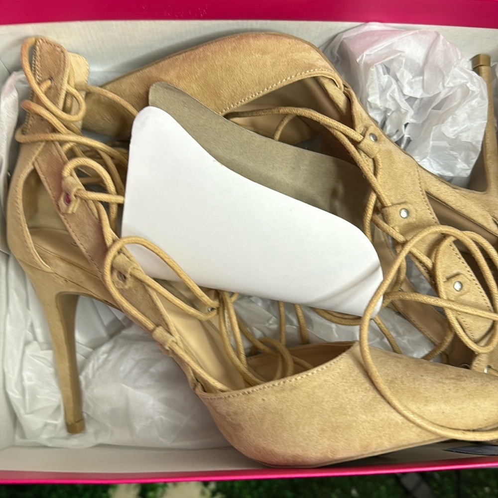 Heel sandal